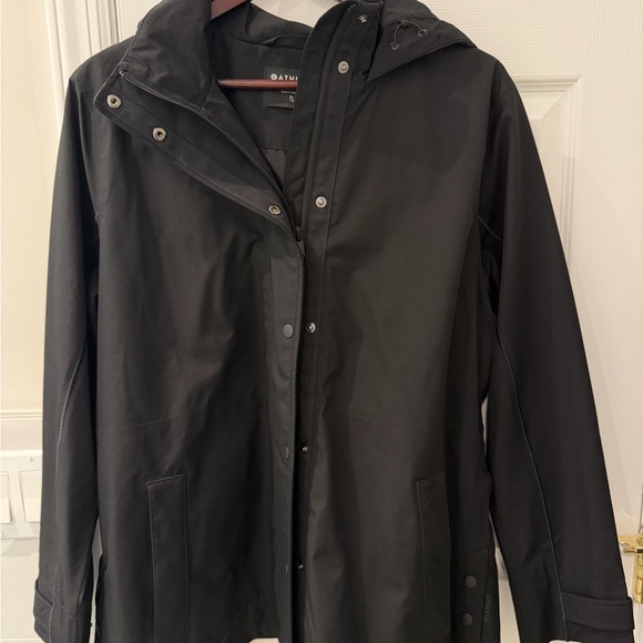 Athleta RainOut Sutro Trench in Black - Picture 4 of 8